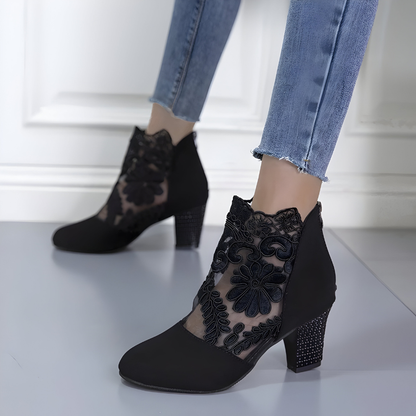 Aisha - Wide-Toe Comfort Heels