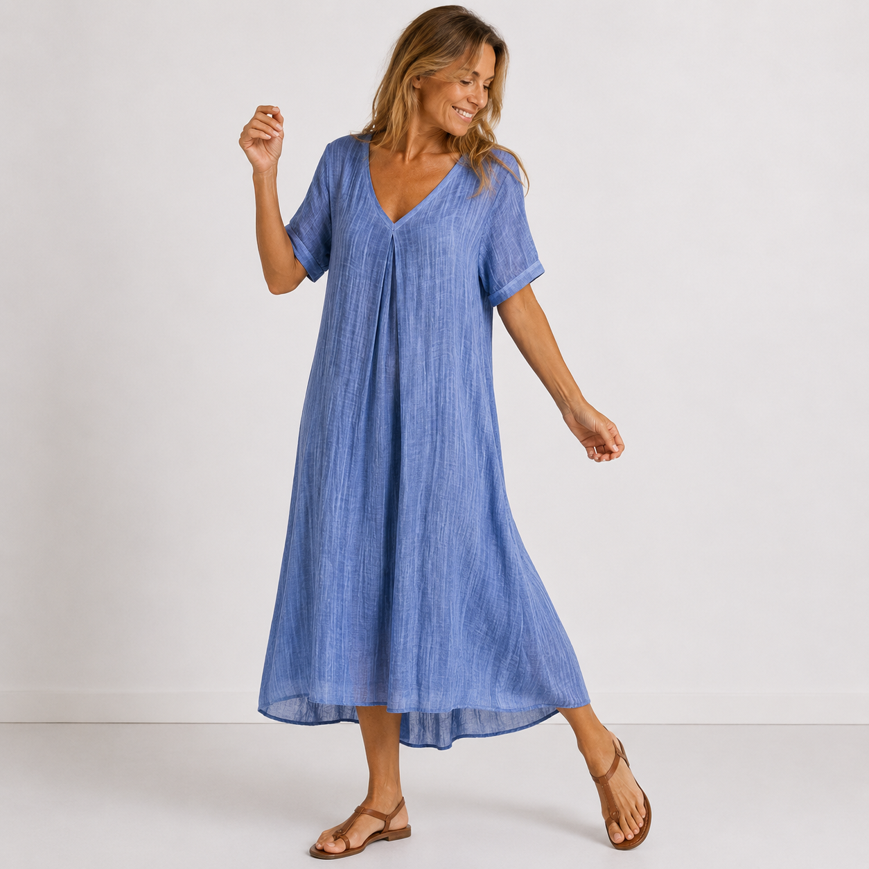 Aveline - Flowing V-Neck Maxi Dress
