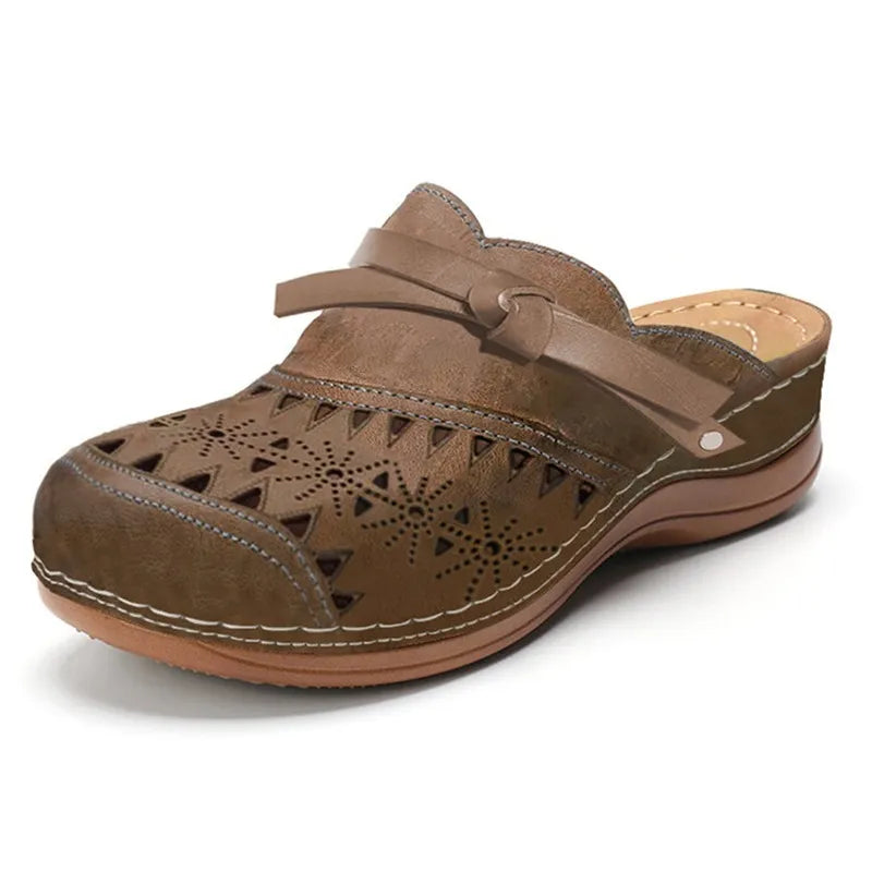 Lya - Comfortable Cushioned Clogs