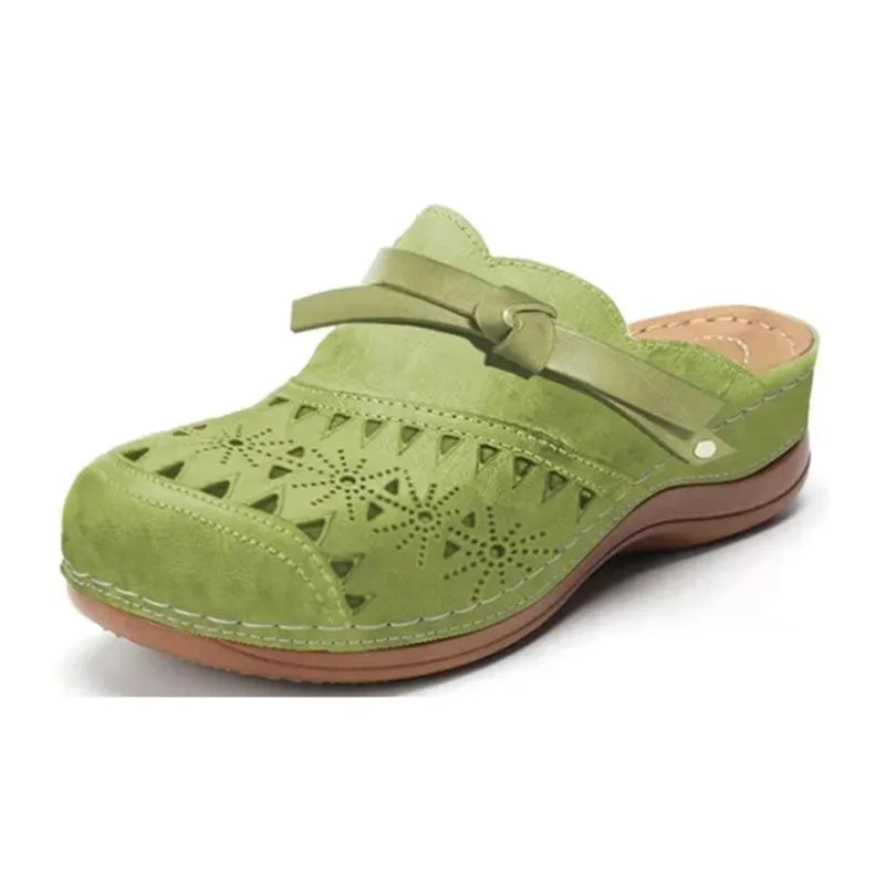 Lya - Comfortable Cushioned Clogs