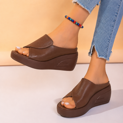 Millie - Wide Toe Orthopaedic Sandals