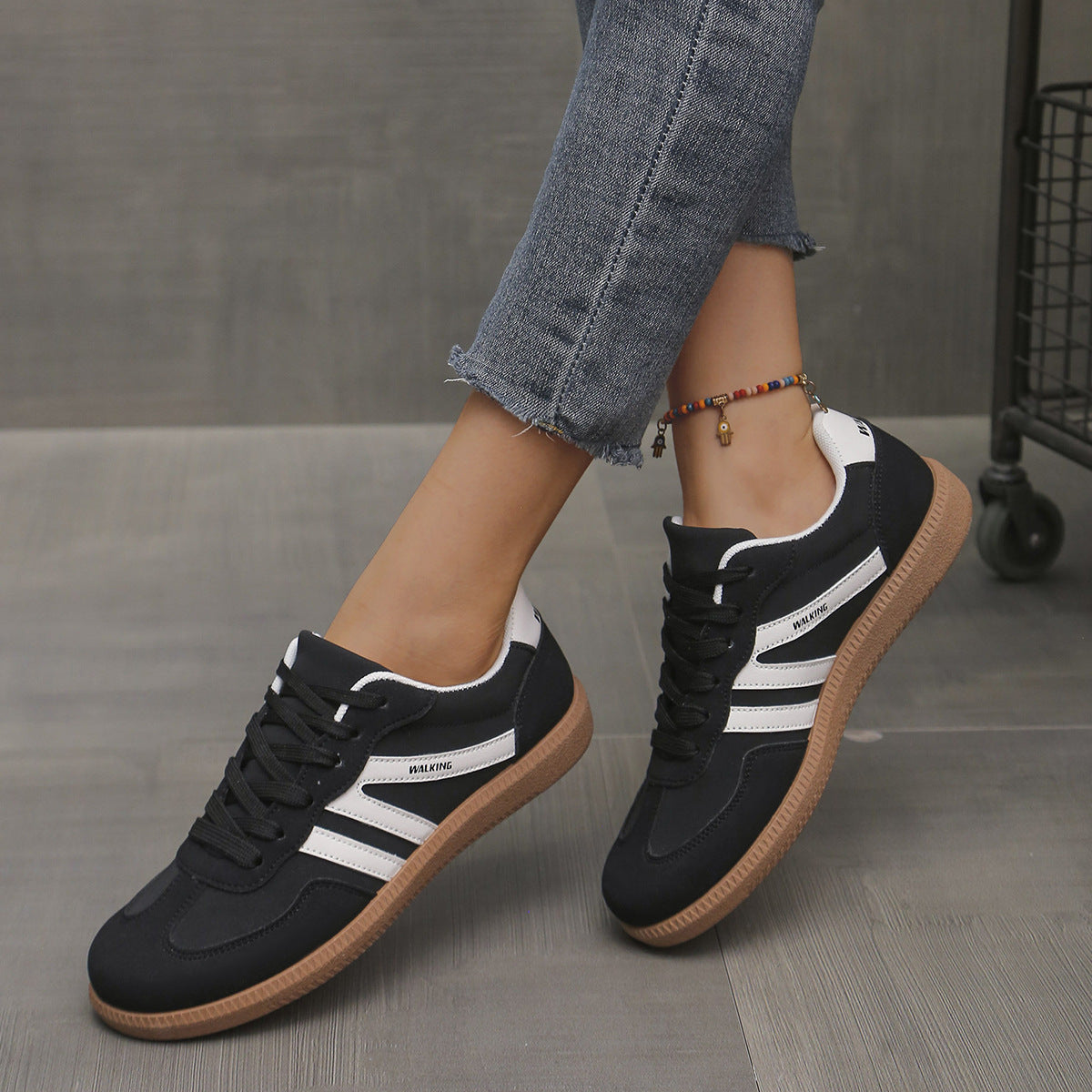 Kevara - Wide-Toe Orthopaedic Shoes