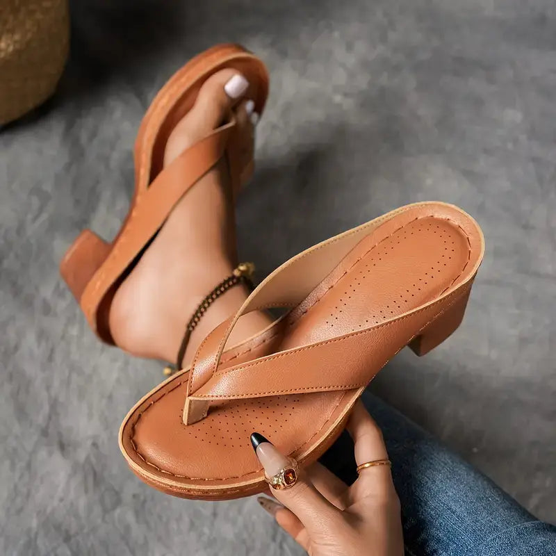 Seloria - Supportive Heeled Slippers