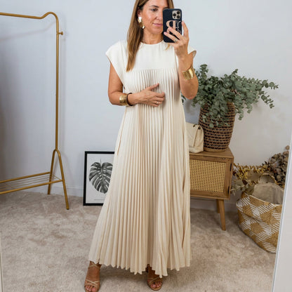 Herminia - Pocketed Pleated Maxi Dress