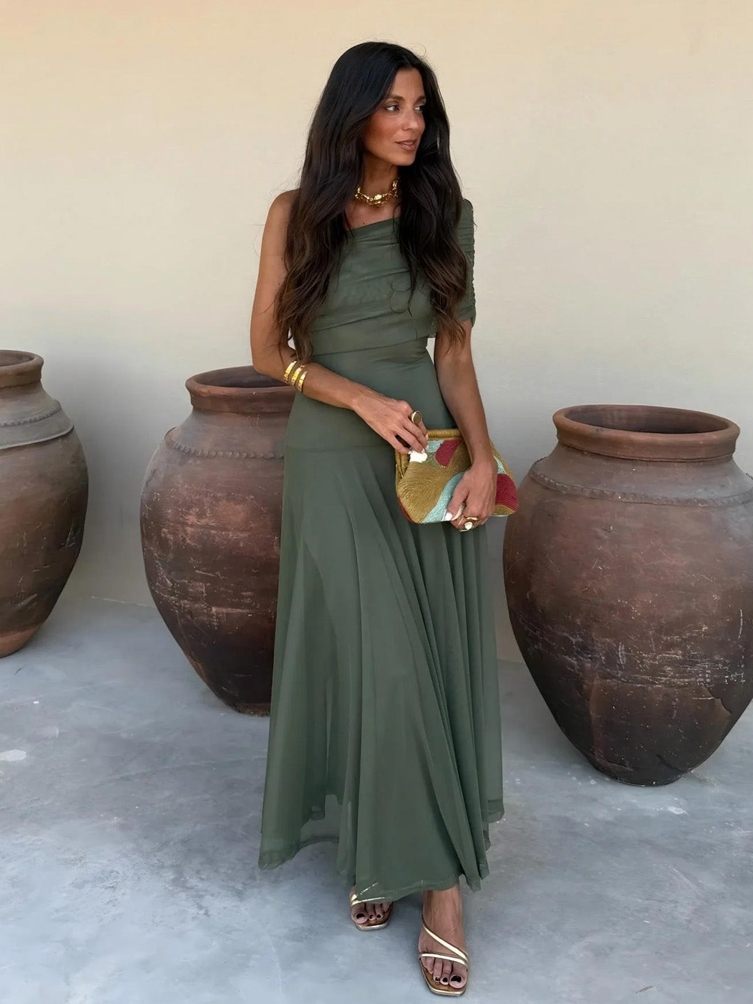 Edite - Off-Shoulder Maxi Dress