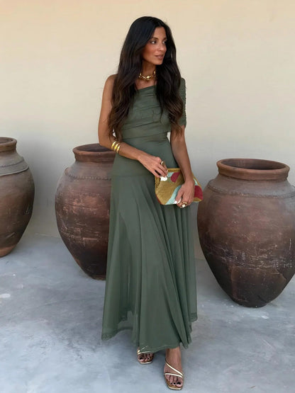 Edite - Off-Shoulder Maxi Dress